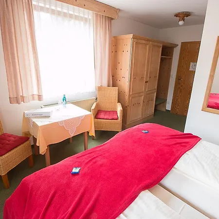 Hotel-gasthof Frankengold Goessweinstein