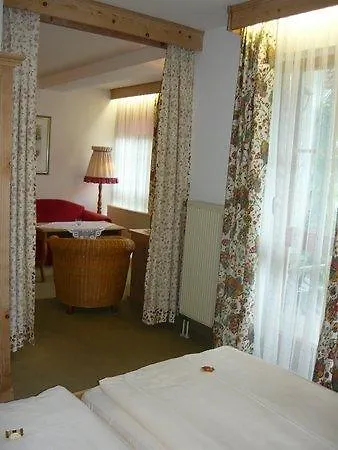 Hotel-gasthof Frankengold Guest house 3*